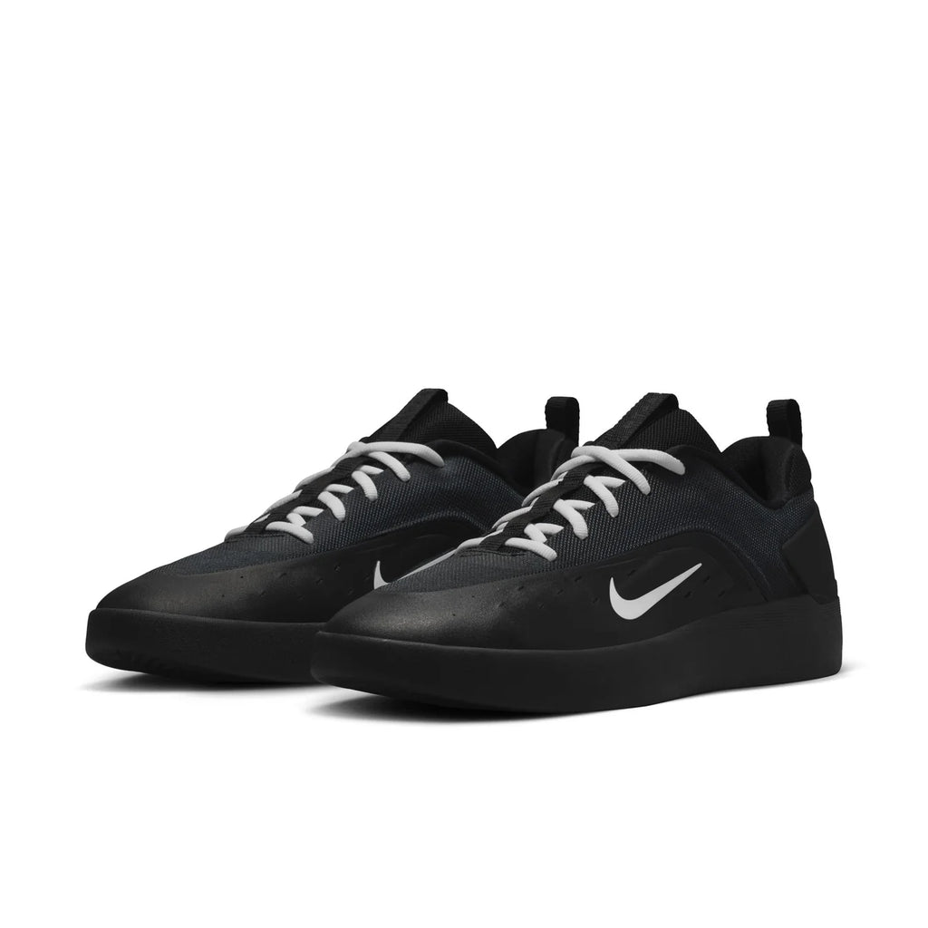 Nike SB Zoom Nyjah 4 - Black/White