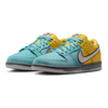Nike SB Dunk Low Pro Muni Fast Pass in Lightening/Wolf Grey