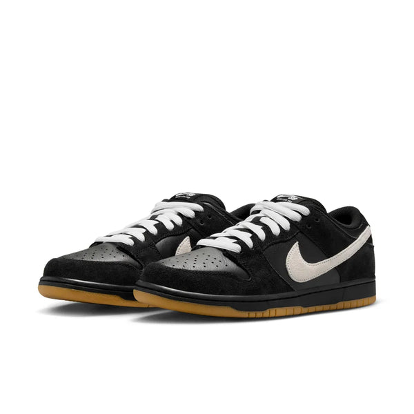 Nike SB Dunk Low Pro in Black/White-Black-Gum-Light Brown