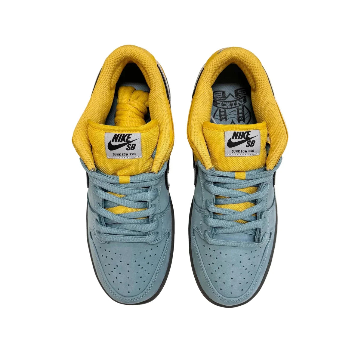 Nike SB Dunk Low Pro Muni Fast Pass in Lightening/Wolf Grey